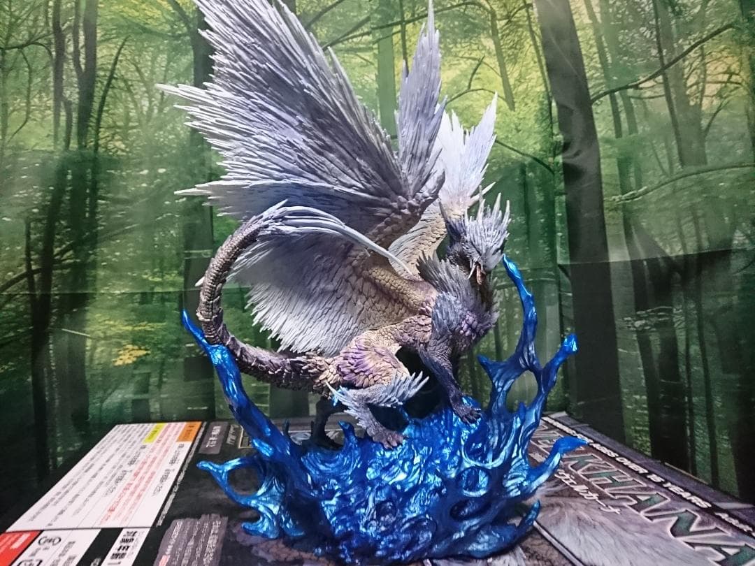 CAPCOM クリエイターズモデル モンスターハンター 冰龍イヴェルカーナ