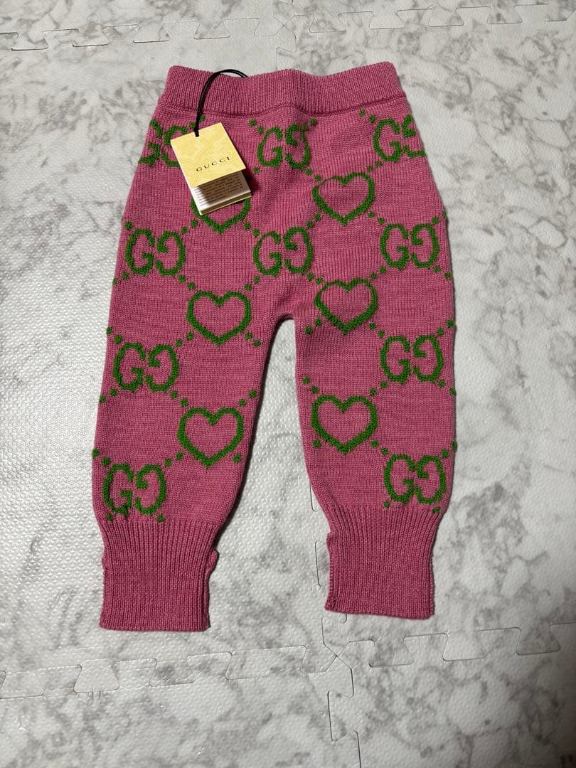 GUCCI ピンク ハート GGロゴ パンツ