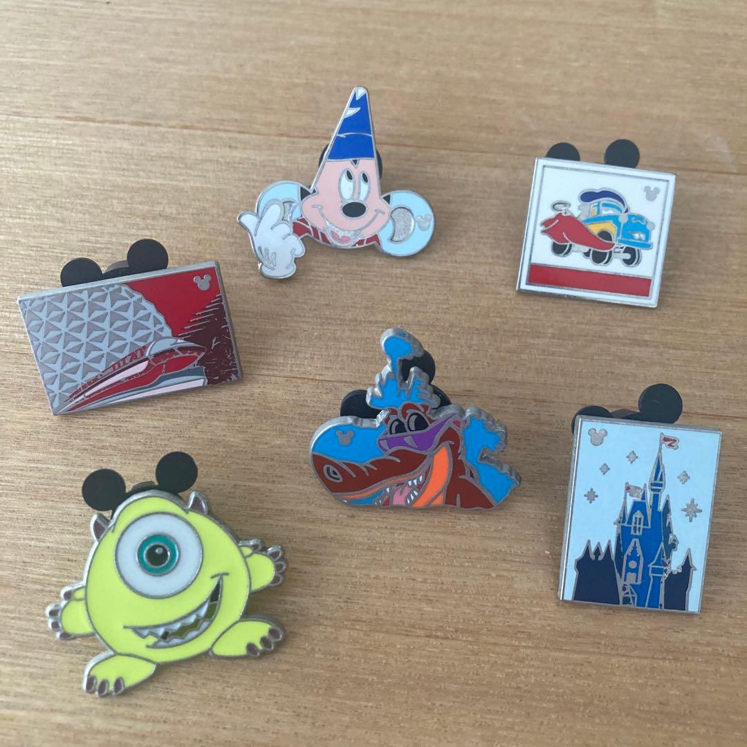 海外ディズニー ピンバッジ - メルカリ