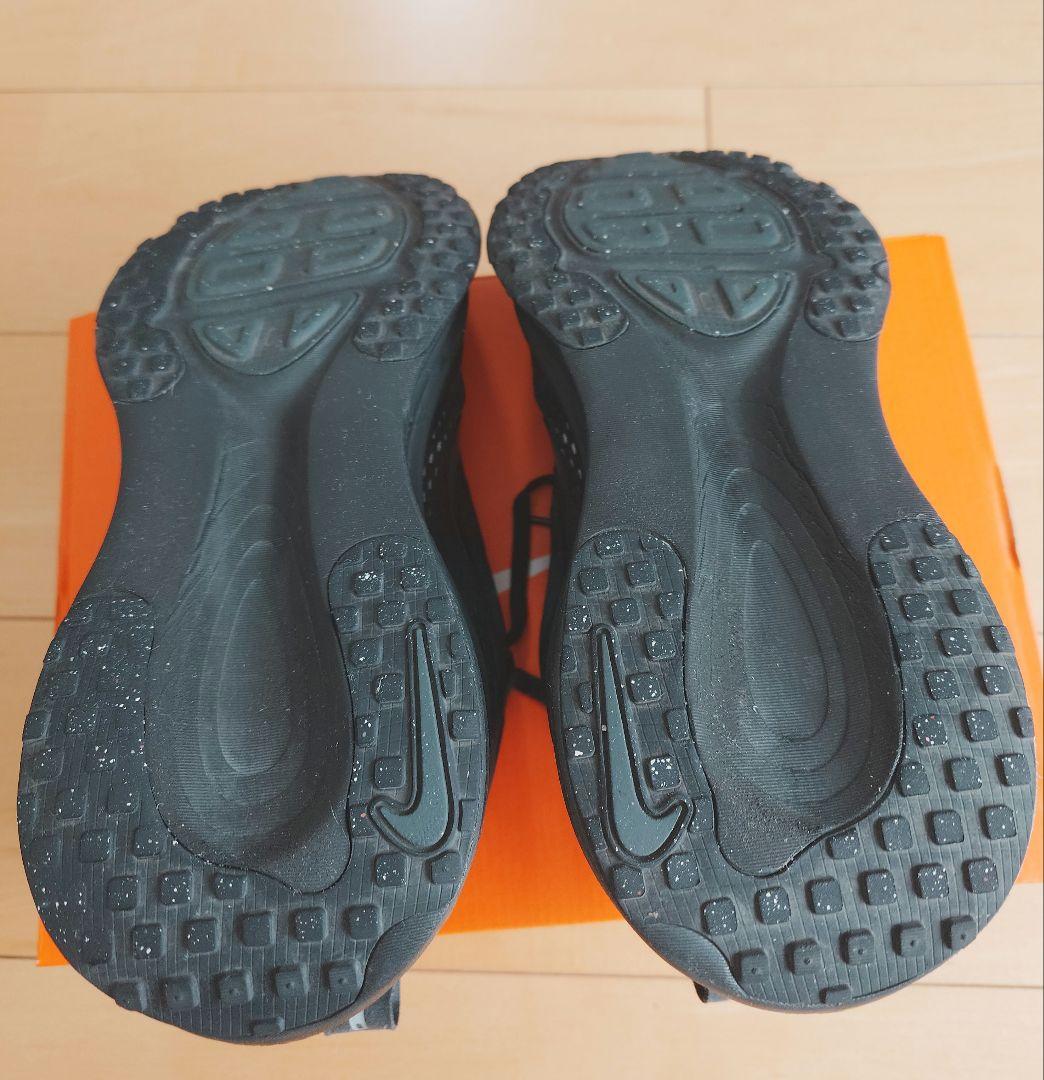 ナイキ　ボメロ18 オールブラック　26.5cm