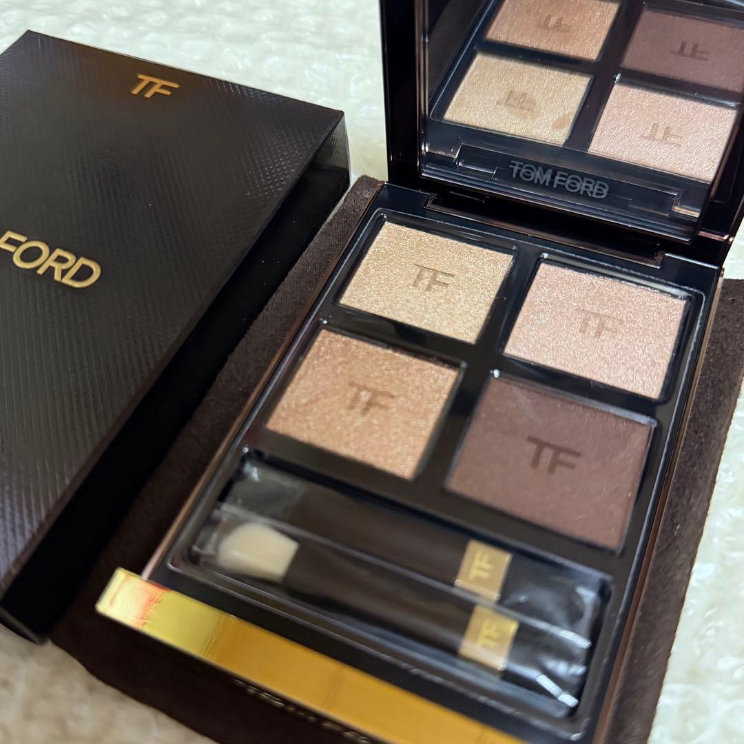 トムフォード　ビューティ　アイカラークォード　48 ピーチグラマー