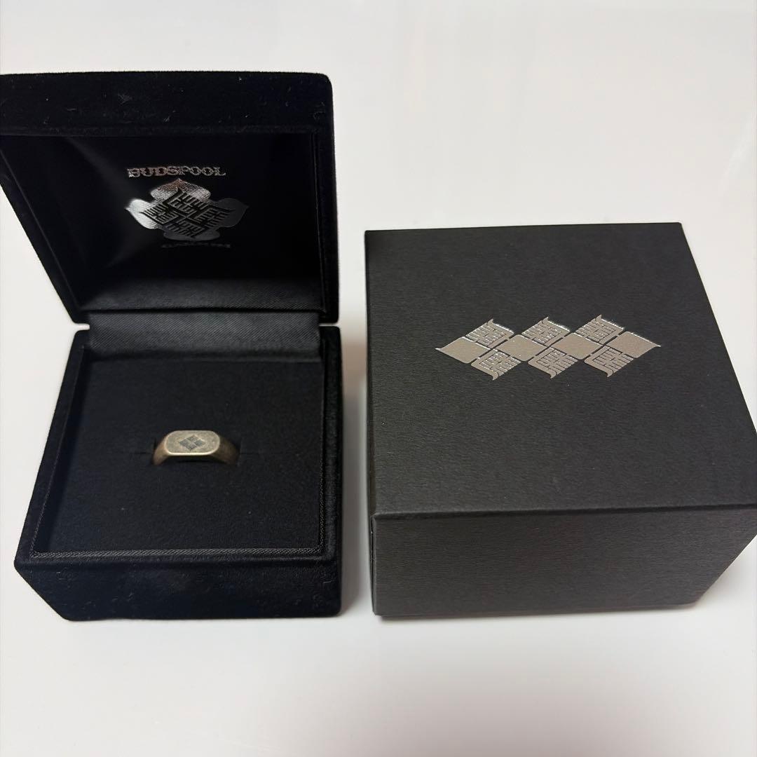 BUDSPOOL GAKKIN 13号リング GAKKIN × BUDSPOOL 家紋 SIGNET RING | APHRODITEGANG HOLDINGS