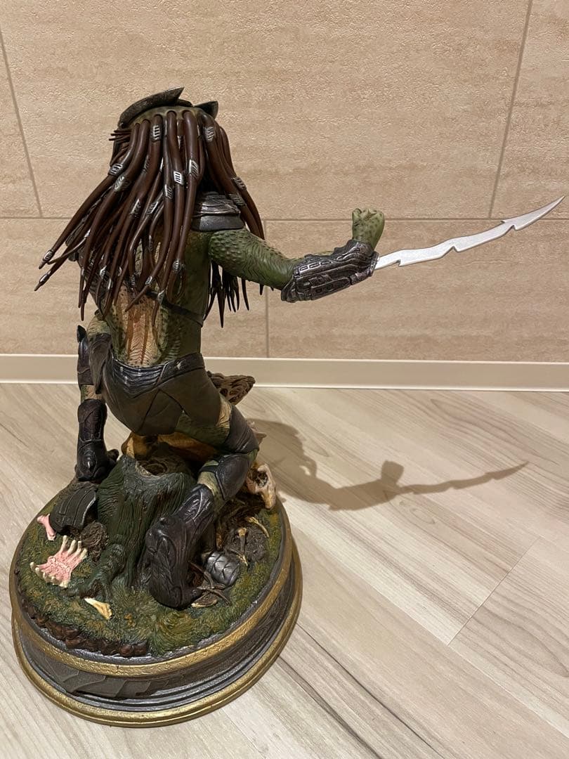 ☆プレデターズファルコナーサイドショウマケット☆スタチュー - メルカリ