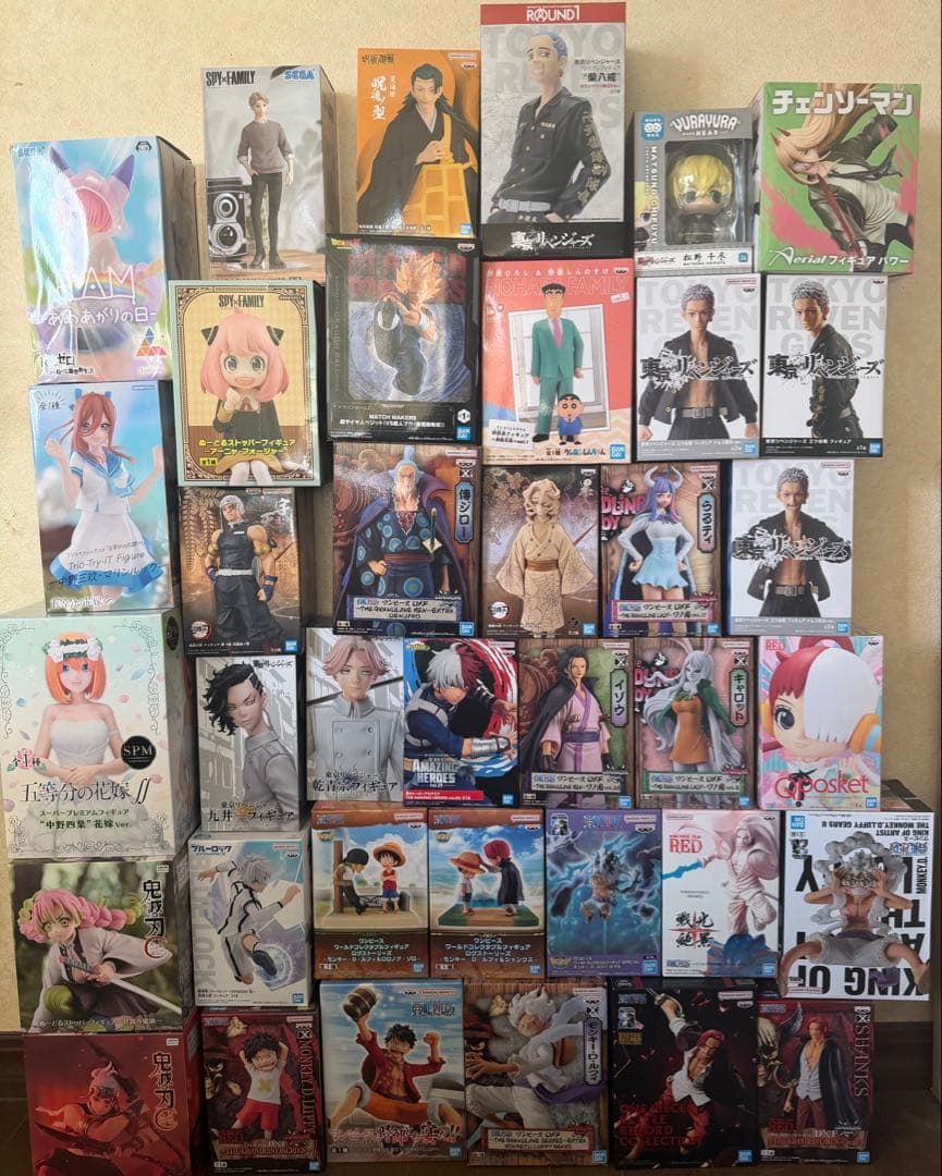 最終値下げ開封済みフィギュアまとめ売り　37体