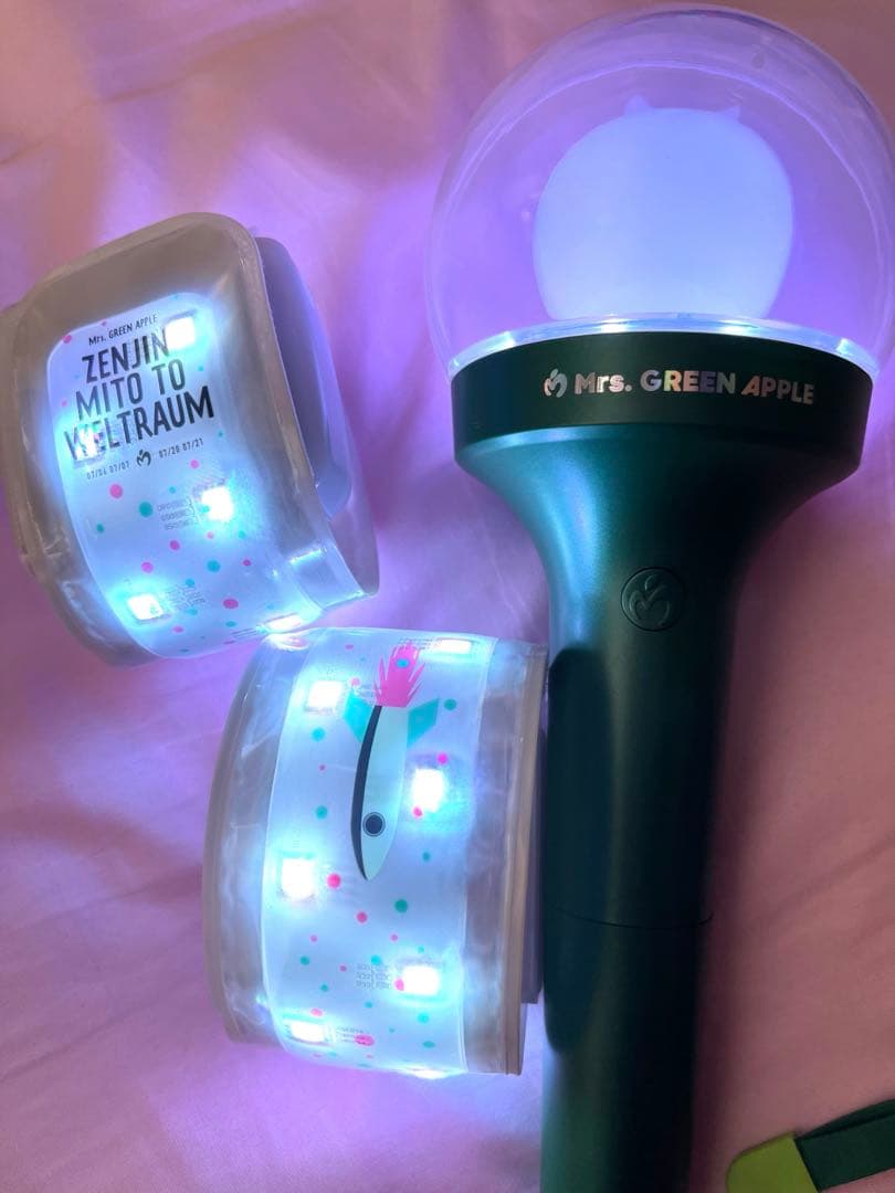 Mrs. GREEN APPLE ペンライト ライトバンド - メルカリ