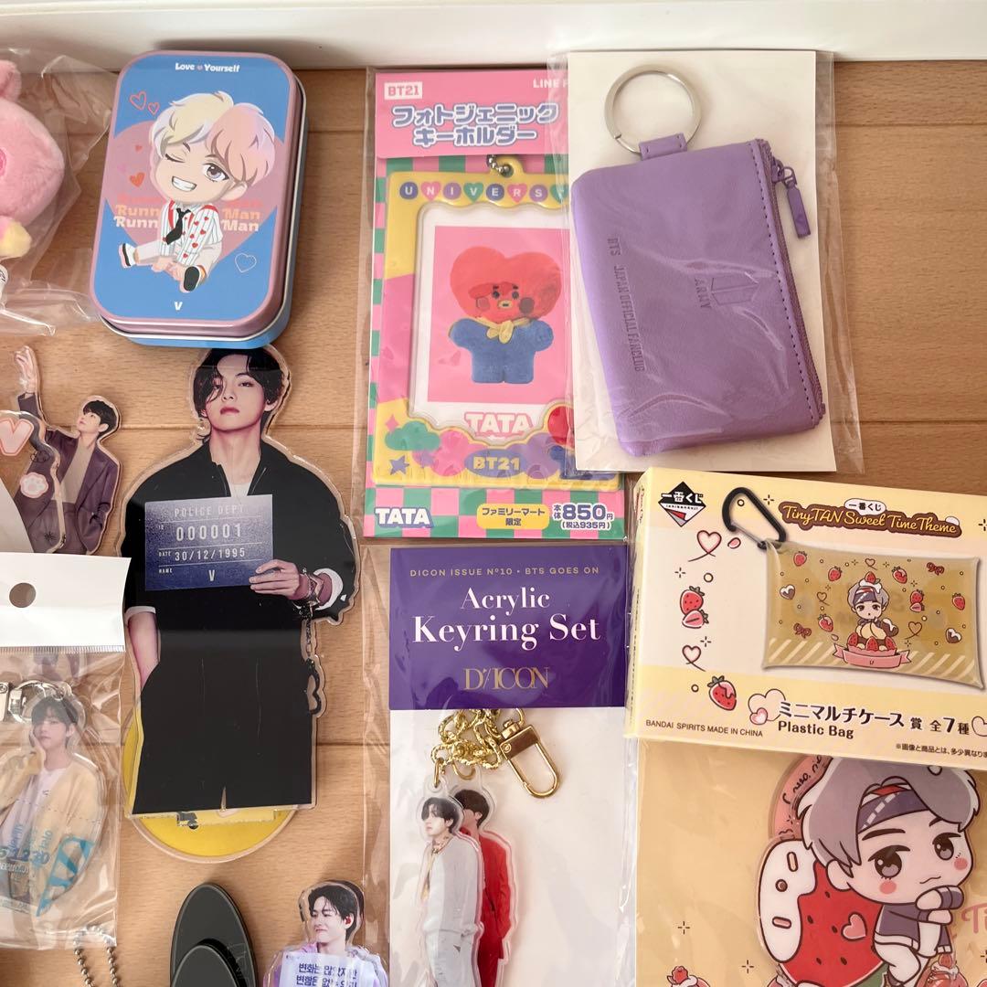 BTSグッズまとめ売り - メルカリ