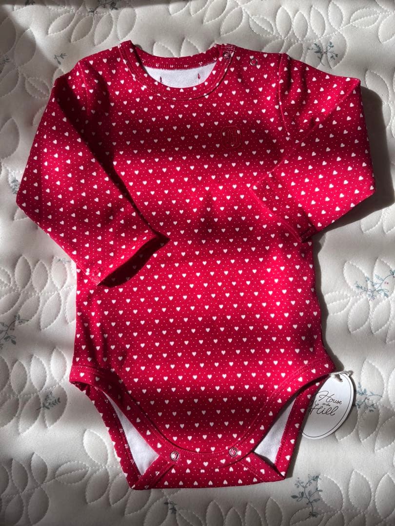 m*。様 House on the Hill heart　ロンパース　80