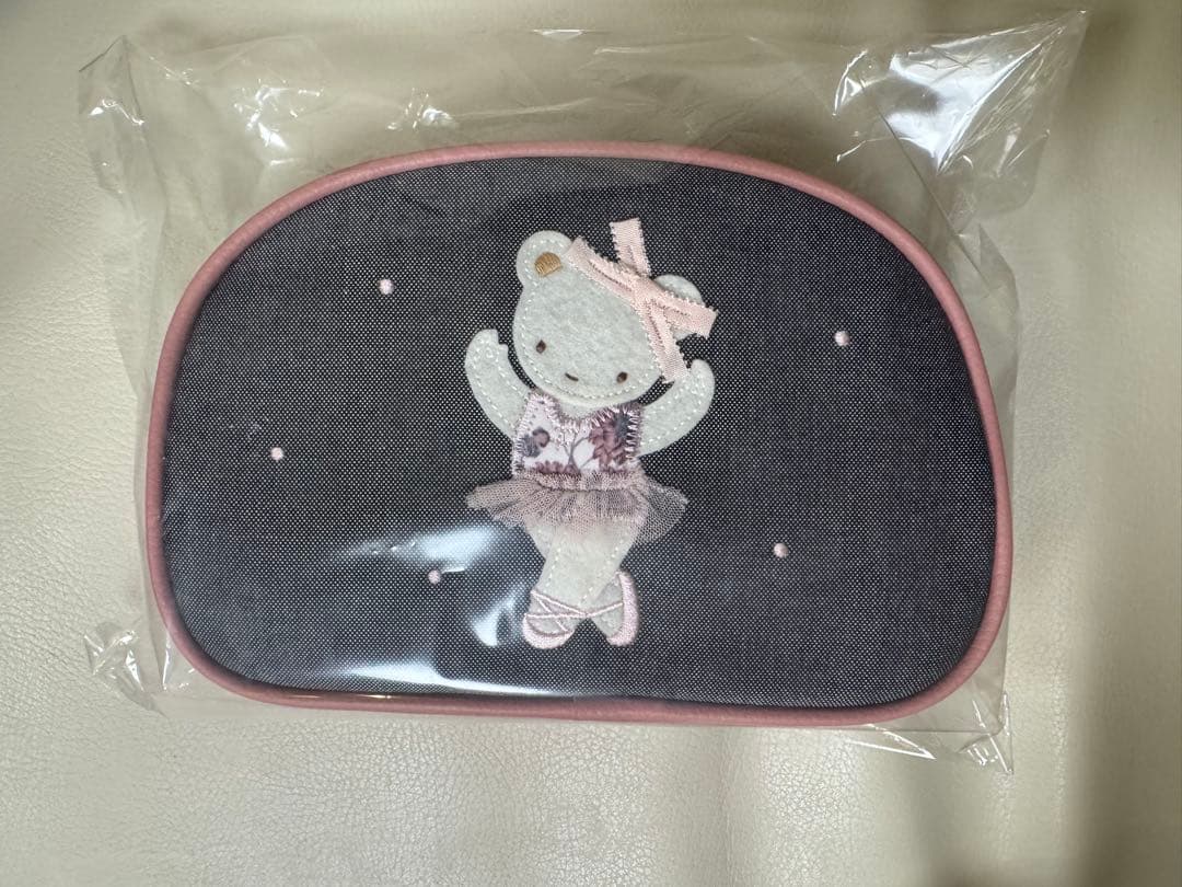 新品 未使用 familiar × stina スティナ ファミリア　ポーチ familiar - 新品 Dahlia Ballet pouch familiar × stinaの通販 by take