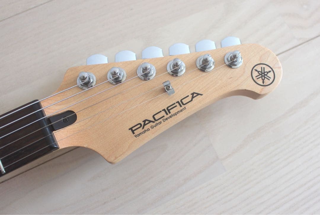 ぼっち・ざ・ろっく!］後藤ひとり PACIFICA112V OVS パシフィカ - メルカリ