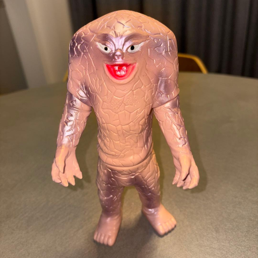 ブルマァク　ジャミラ　復刻版　ピンク　開封品