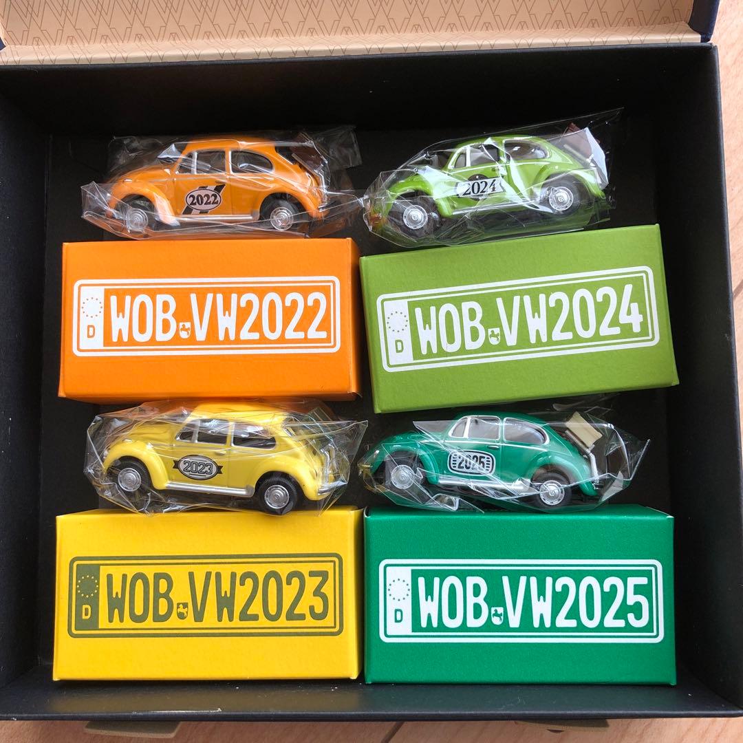 VW Beetle ワーゲン　トラベル　ビートル　トランク　モロゾフ　ミニカー