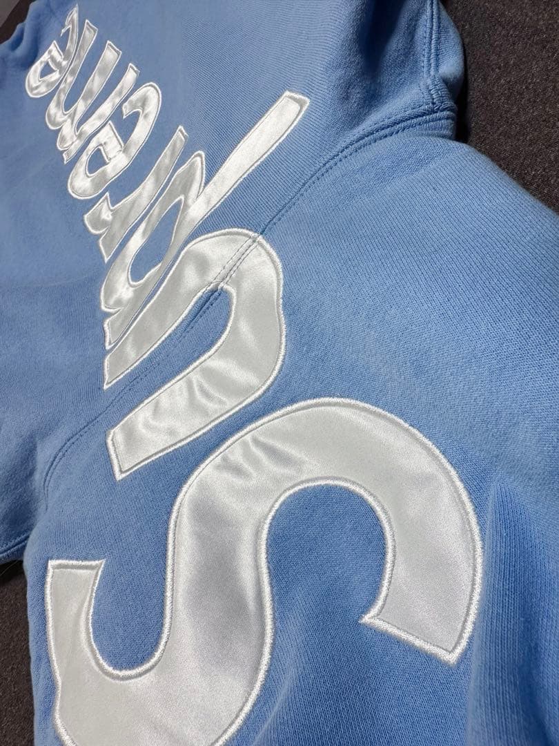 シュプリーム Supreme 24AW パーカー ライトブルー 水色 Logo - メルカリ