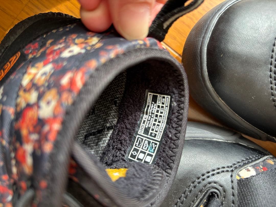 【美品】KEEN 防水ブーツ　23.5cm 16cm セット　親子コーデ