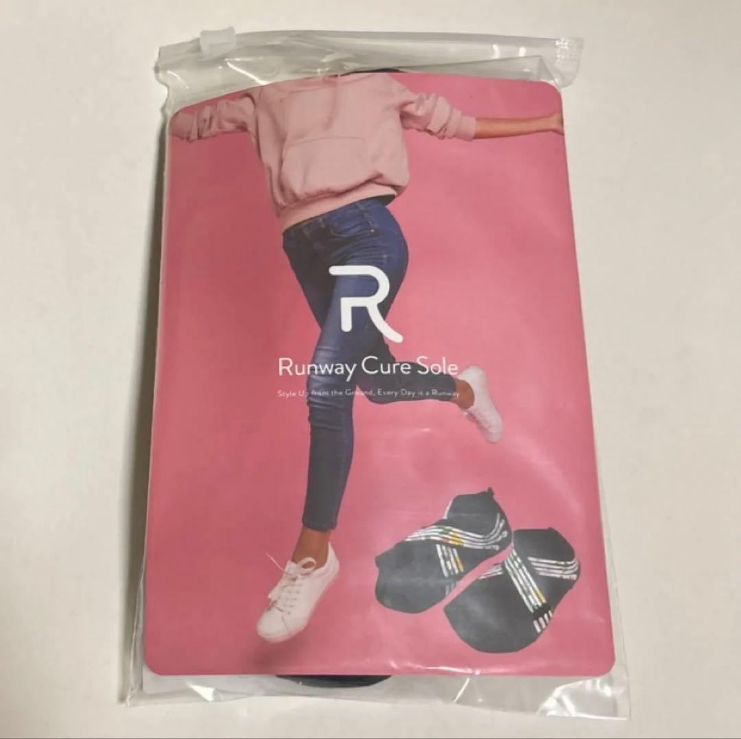ランウェイキュアソール Mサイズ - メルカリ