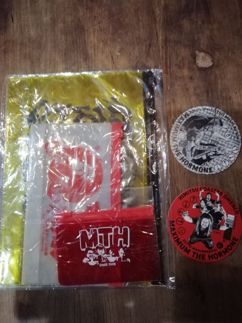 マキシマムザホルモン　 ポーチとメンコセット　シークレット マキシマムザホルモン 御面子 シークレット おメンコ 第二弾 - メルカリ