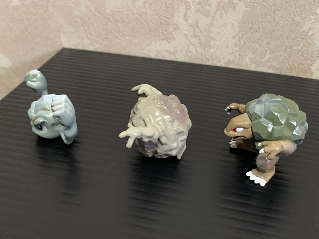 モンコレ初期 イシツブテ ゴローン ゴローニャ - メルカリ