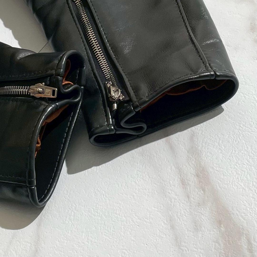 極美品 ルイスレザー 402 ライトニング タイト 馬革 内ポケット付 黒