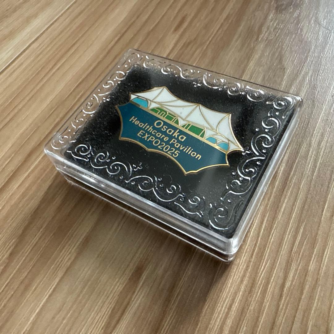 大阪ヘルスケアパビリオン ピンバッジ (大阪関西万博) 非売品 - メルカリ