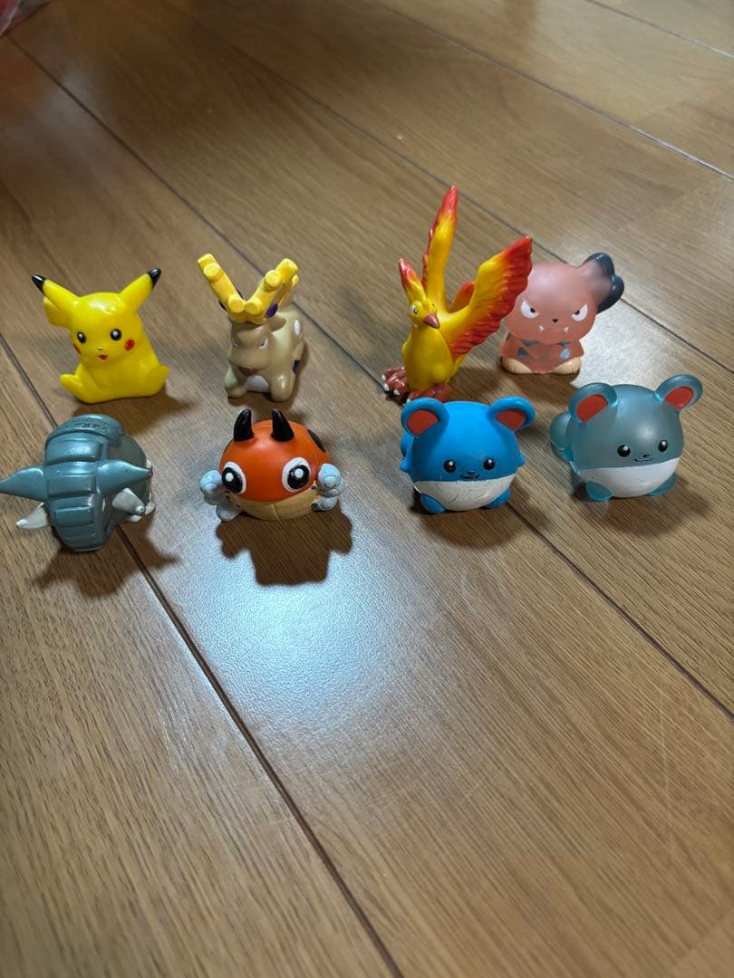 ポケモン フィギュアセット　指人形　 8体