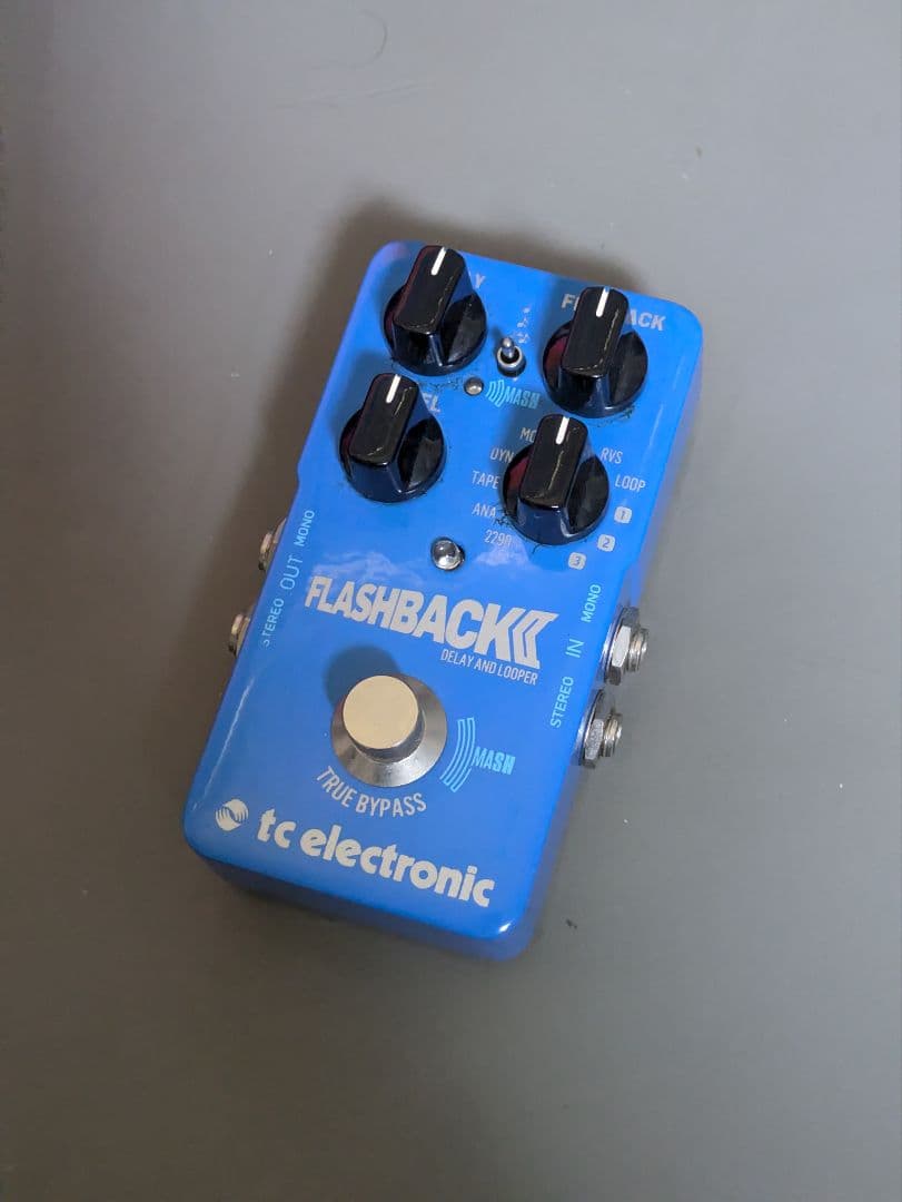 ギター TC Electronic FLASHBACK 2 TC Electronic Flashback 2 DELAY & LOOPER - TC Electronicの伝説的