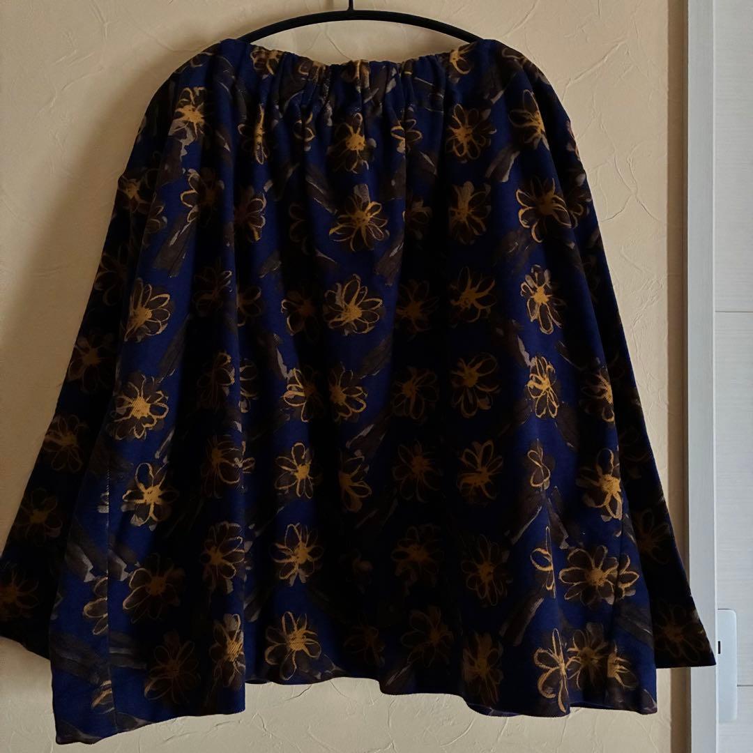 45R☆ライトモールフラワープリントBLOUSE - メルカリ