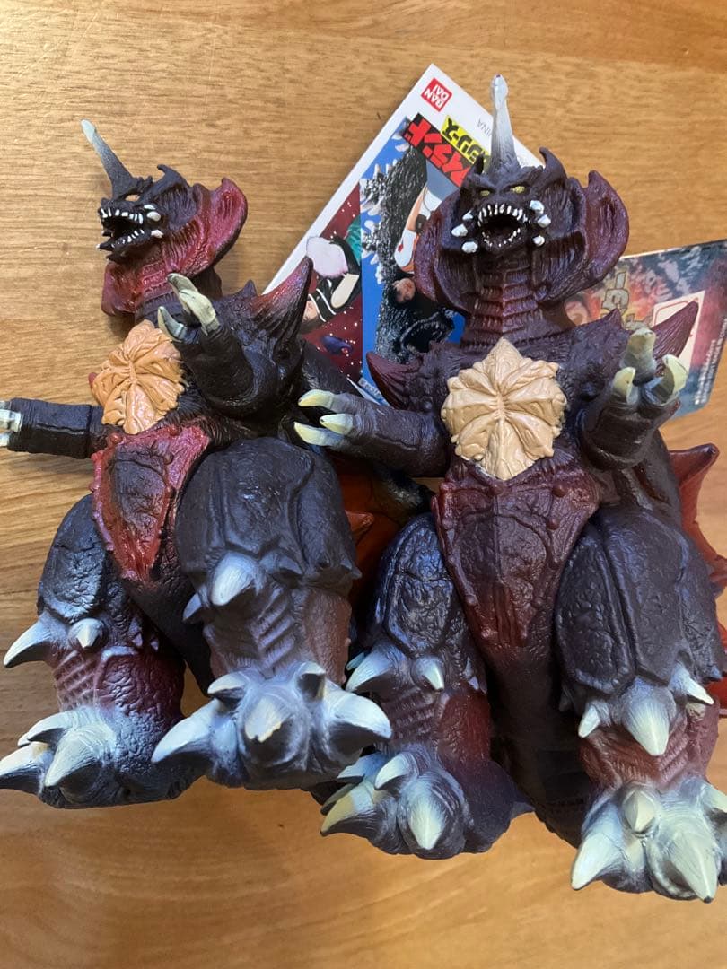 緊急値下げ！デストロイア　2タイプ　タグ付き　ゴジラ　バンダイ