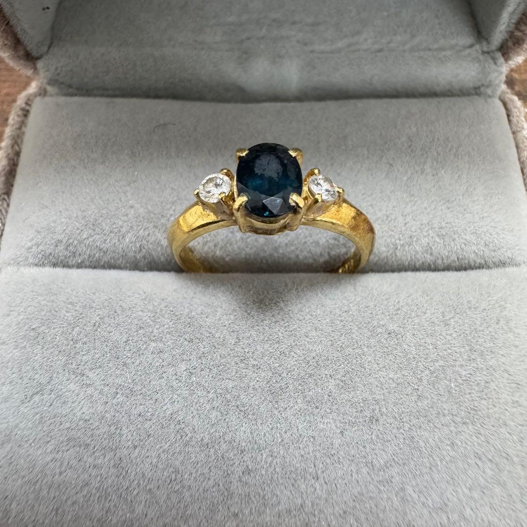 ま*ま様 【刻印あり】１８K指輪サファイヤ付き