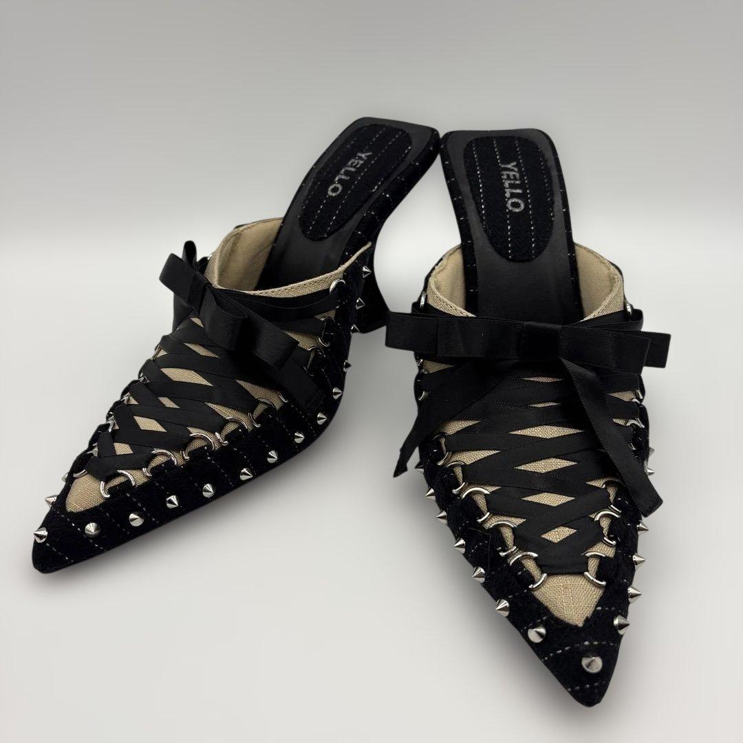 極美品YELLO ブラック レースアップヒール　Ｓサイズ