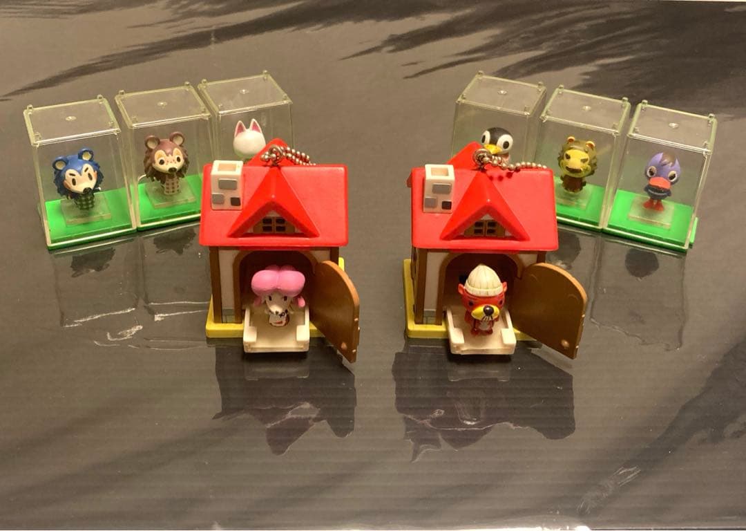 おいでよどうぶつの森 ミニミニハウスキーチェーン＆フィギア