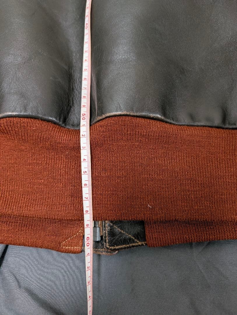 大幅値下☆希少M品番☆バズリクソンズ A-2 エアロレザー 赤リブ 馬革