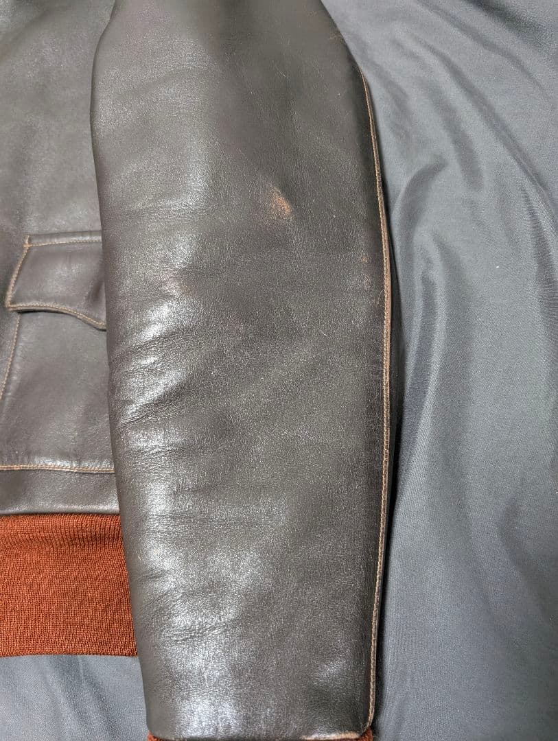 大幅値下☆希少M品番☆バズリクソンズ A-2 エアロレザー 赤リブ 馬革