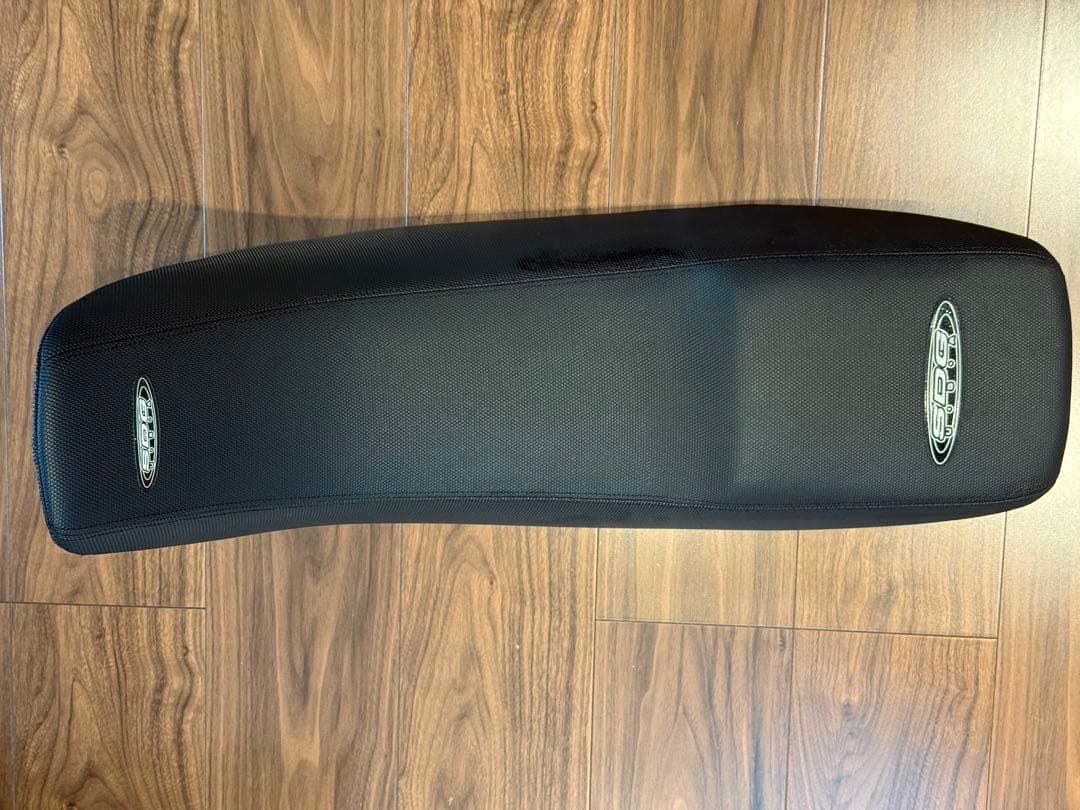 SDG バイクシート 送料無料 SDGハイシート/コンプリート対応/DRZ400SM/DRZ400S/DR-Z400SM