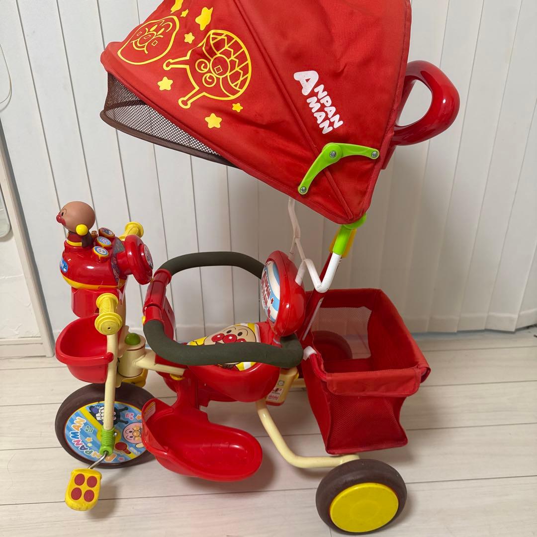 アンパンマン 三輪車 赤 - メルカリ