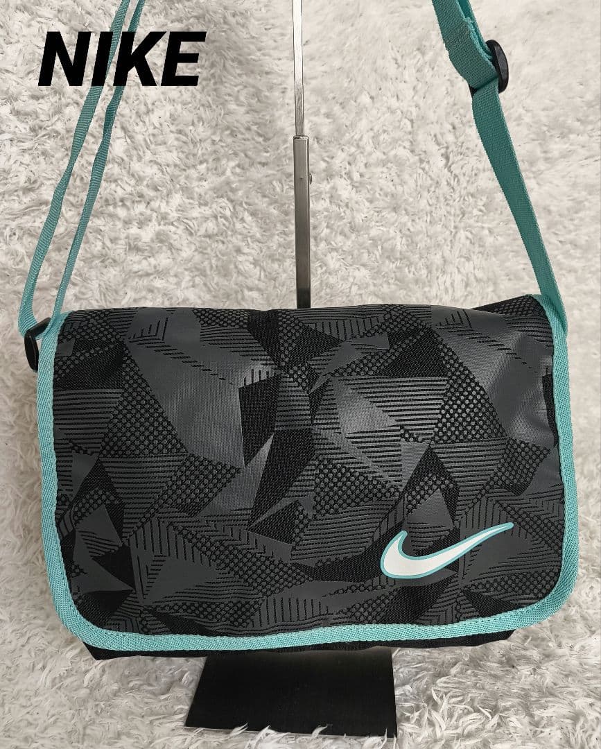 NIKE ナイキ archive y2k テック系 ショルダーバック 銀タグ - メルカリ