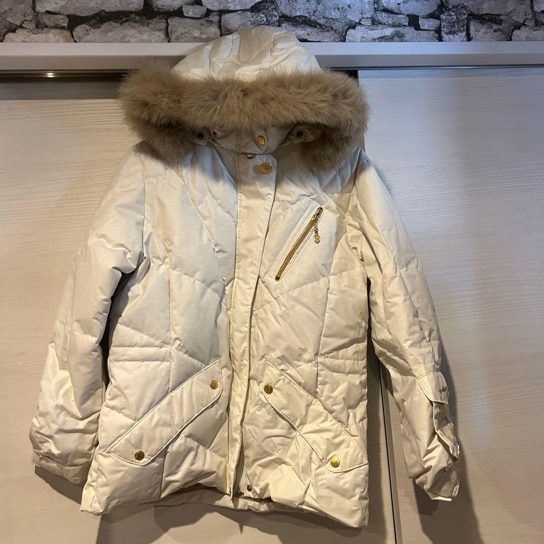 【美品】ellesse ファー付きスキーウェア 上ホワイト 下黒 XLサイズ