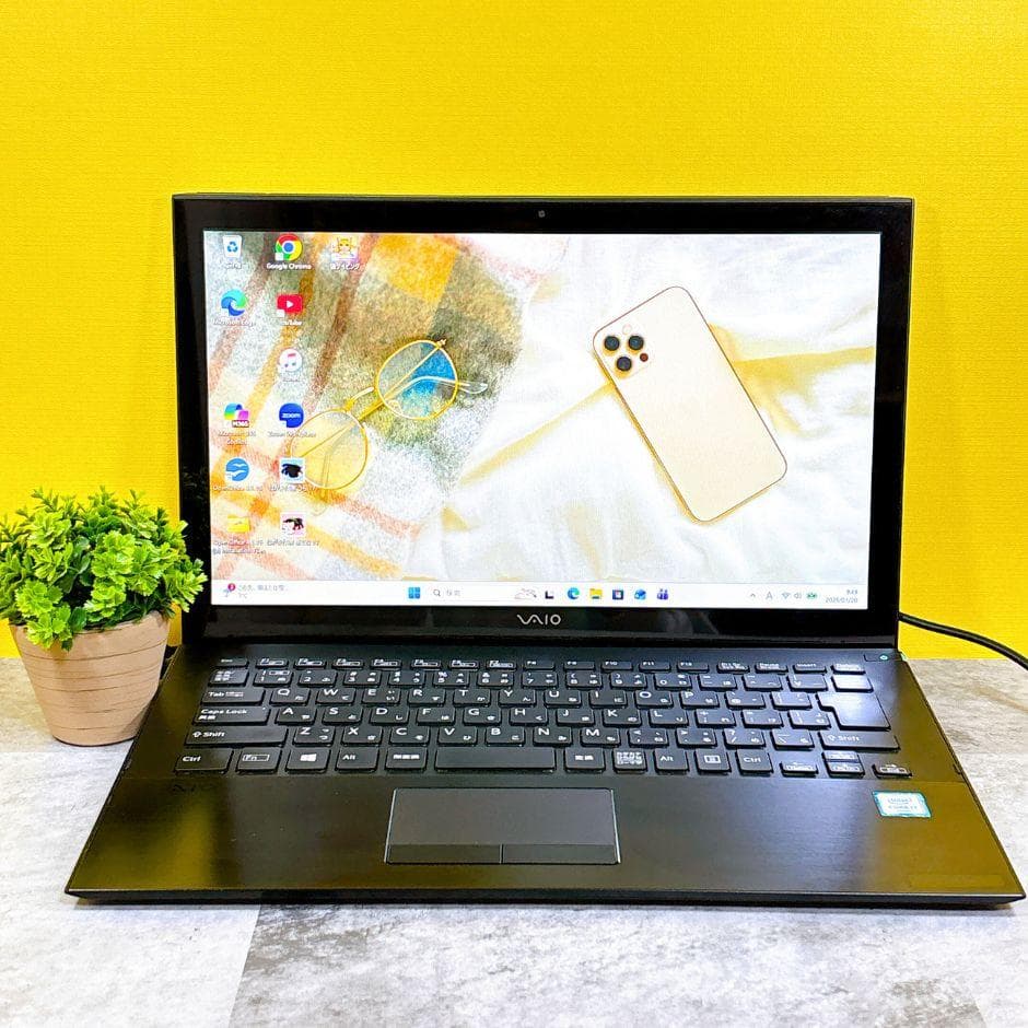 小型軽量❣ⅰ7✨メモリ16GB✨SSD512GB✨タッチパネル カメラWin11