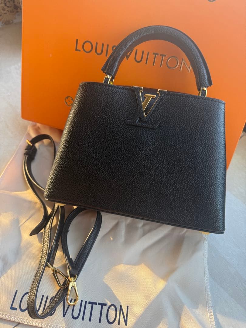 ☆週末限定価格☆ ブラックショルダーバッグ