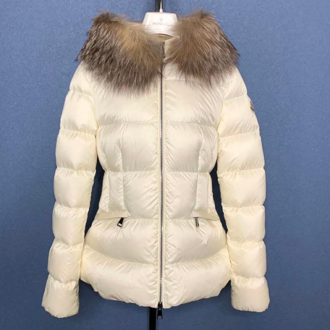 新品同様★ モンクレール　BOED ボエ　0 レディース　ホワイト5D195