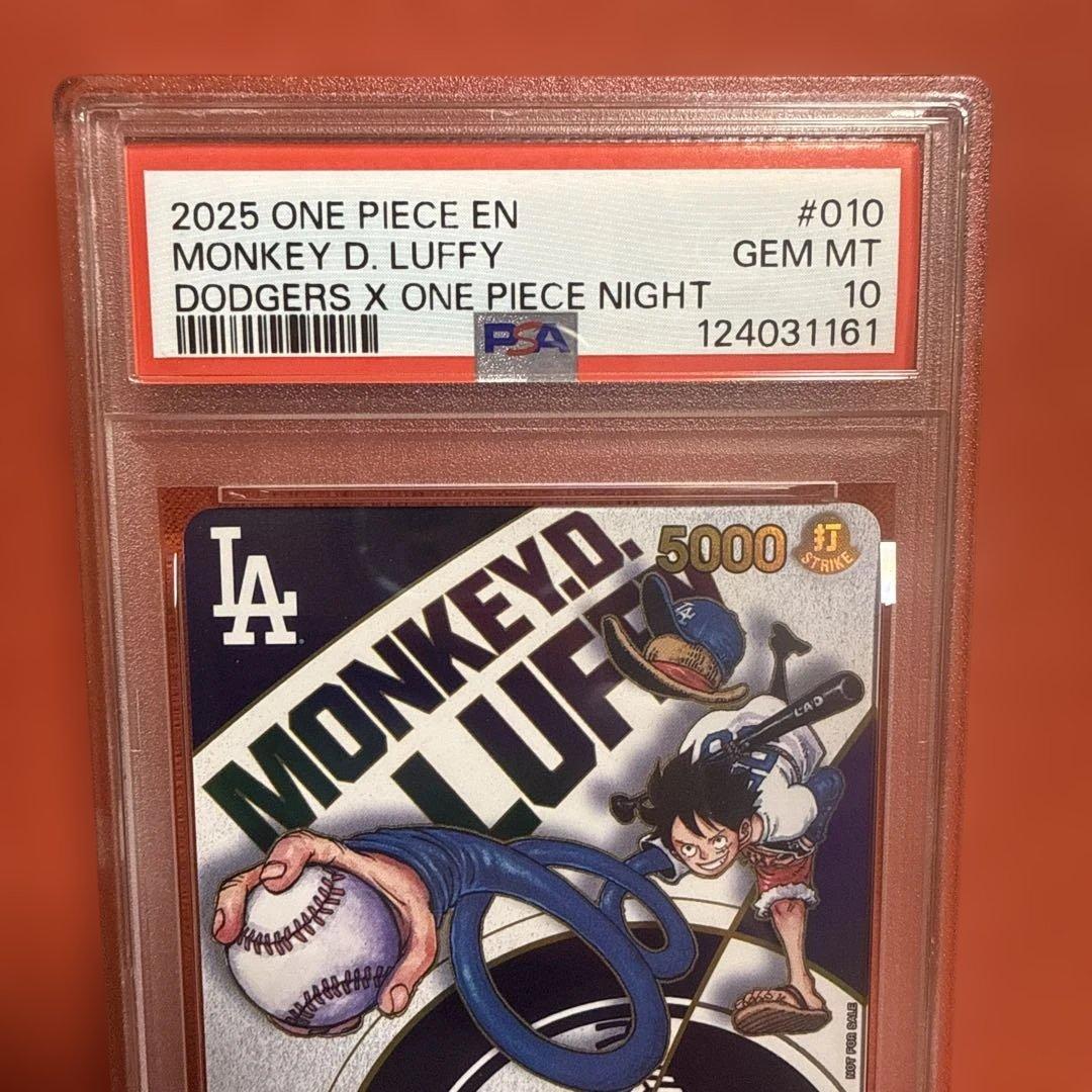 PSA10 ドジャース ONE PIECE EN モンキー・D・ルフィ - メルカリ