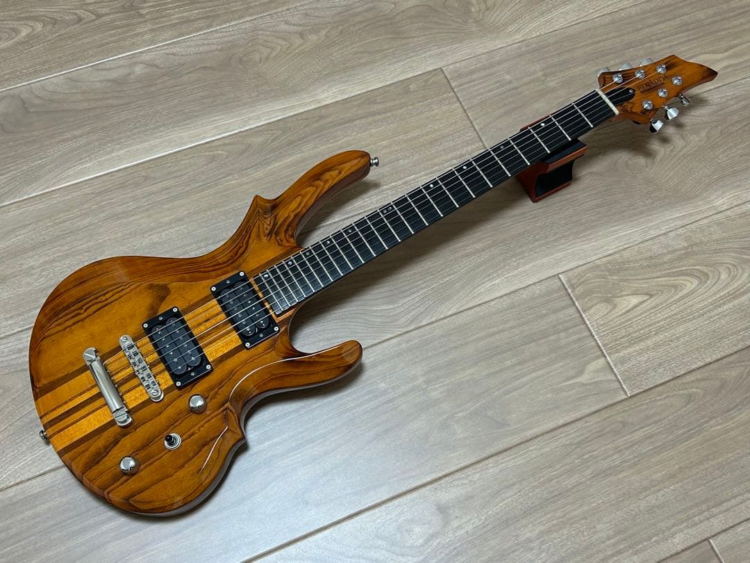 美品 EDWARDS E-RD-140NT レインディア ギター エボニー指板