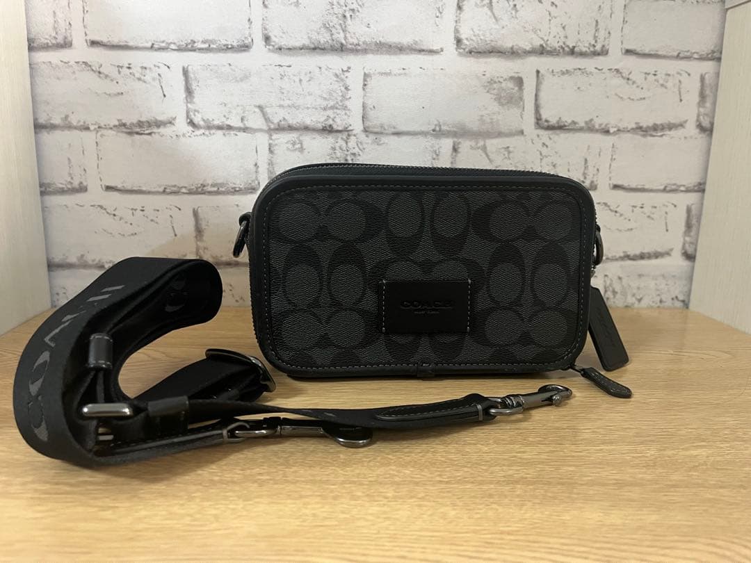 Coach コーチ　メンズ　バッグ CM109 個人出品　美品　本物 COACH（コーチ） ショルダーバッグ メッセンジャーバッグ メンズ CZ398