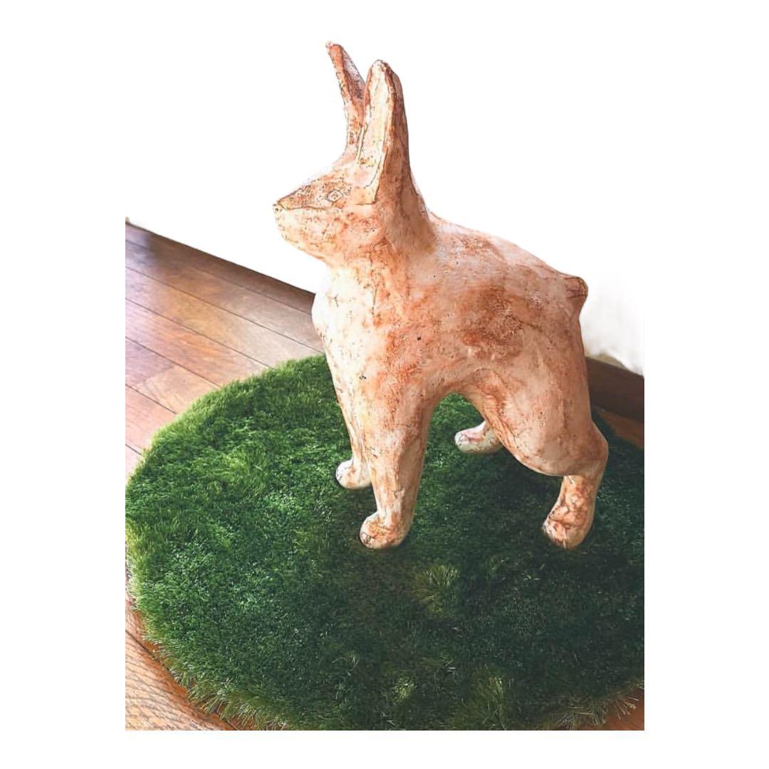 石原稔久さん　うさぎ像