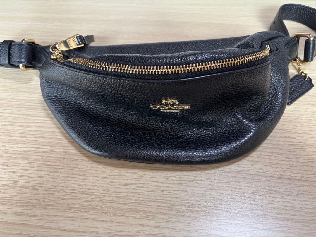 ひまわり様専門　COACH ブラックレザー ボディバッグ COACH（コーチ） ボディバッグ メンズ レディース レザー レーサー