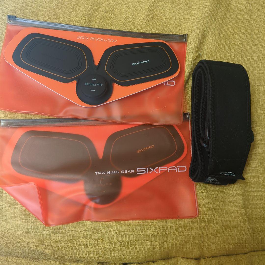SIXPAD BODY REVOLUTION ベルト　替ジェルシート２組付き