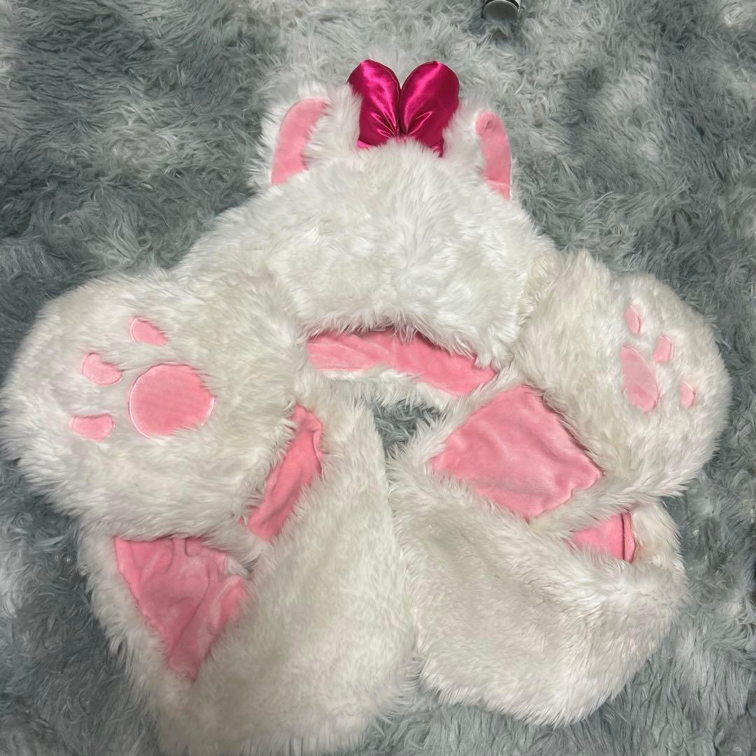 ディズニーマフラーキャップ マリーちゃん - メルカリ