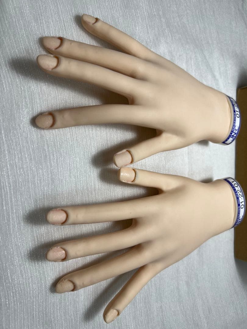 認定モデルハンド 骨折あり - メルカリ