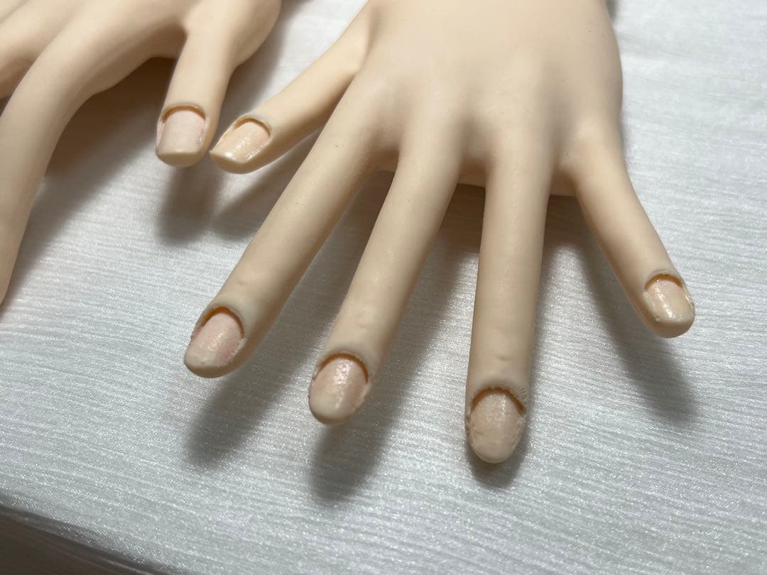 認定モデルハンド 骨折あり - メルカリ