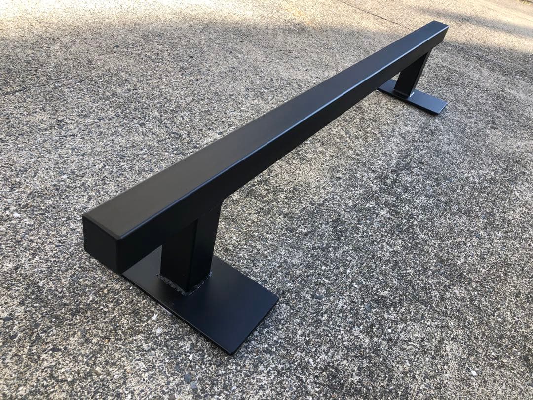 ☆スケボーレール☆スケボーセクション☆送料無料☆長さ1000mm高さ150mm☆