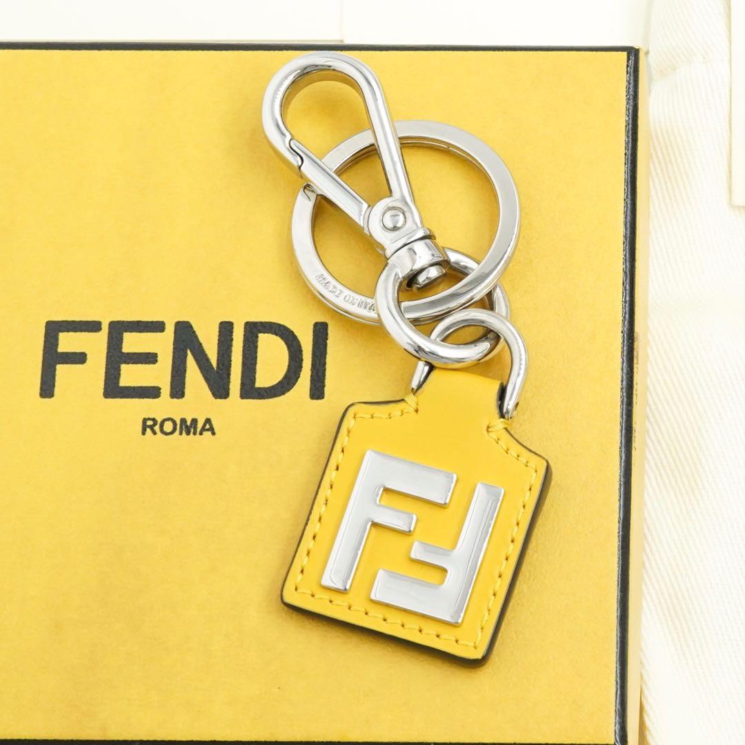 極上美品・付属品完備✨ 希少 FENDI キーホルダー スクエアFF ズッカ