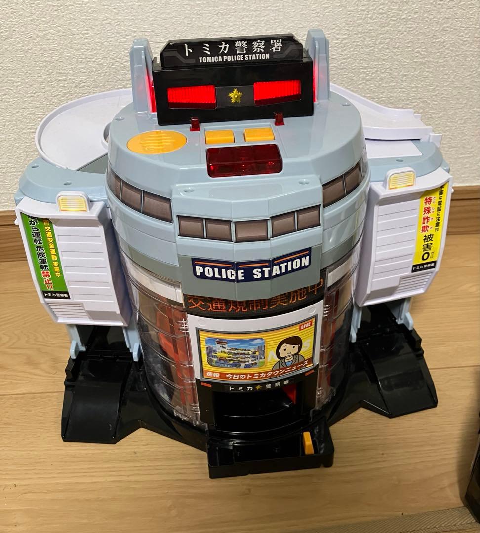 4点⭐︎トミカ DXポリステーションデカパトカー ANAジェットビルド